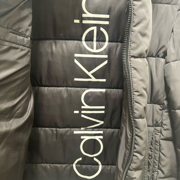 Calvin Klein Water Resistant Wind Protection Coat - Picture 6 of 8